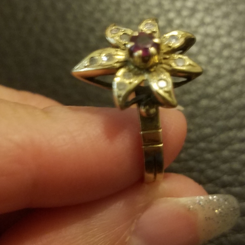 Antique Ruby & Diamonds 18k Solid Gold Flower Coc… - image 8